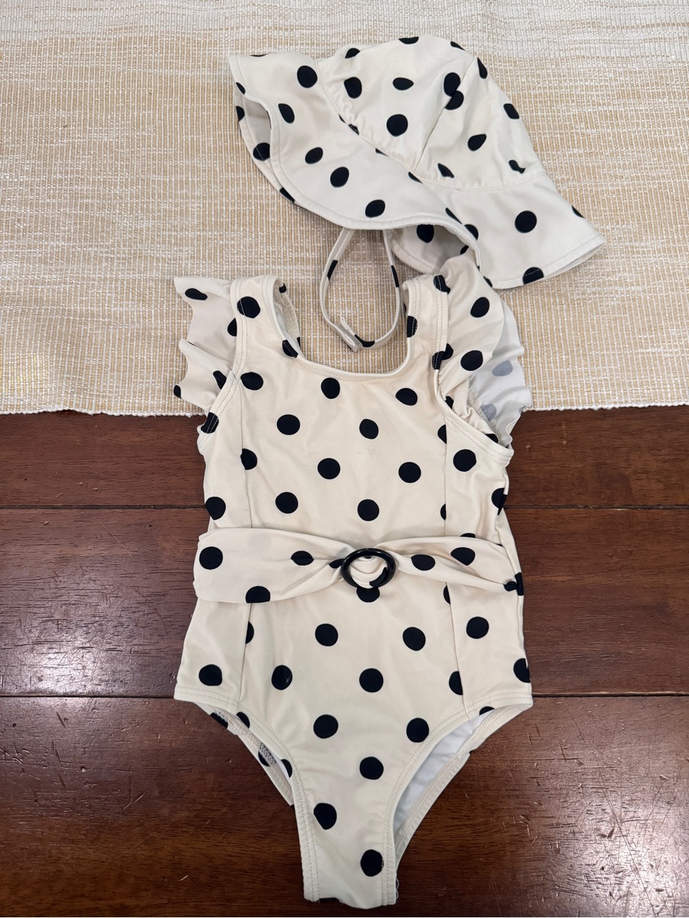 Jessica Simpson Toddler Bathing Suit w/ Matching Hat - Size 24 months/ 2T